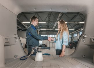 Bilinteriør detailing: frisk kupé - morsom kjøring!