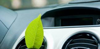 For tilstrekkelig klimakontroll i bilen: DIY utskiftning av pollenfilter!