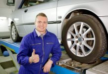 Når bilen svinger fra venstre til høyre - hvordan skifte støtdempere og fjærer!